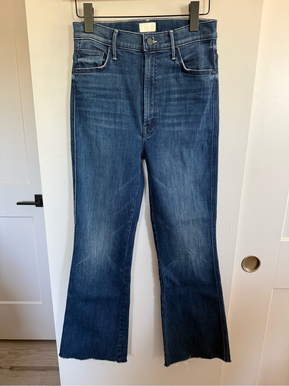 NWOT MOTHER The Mellow Drama Jeans (Size 28 13.5” Waist) Sample Pair